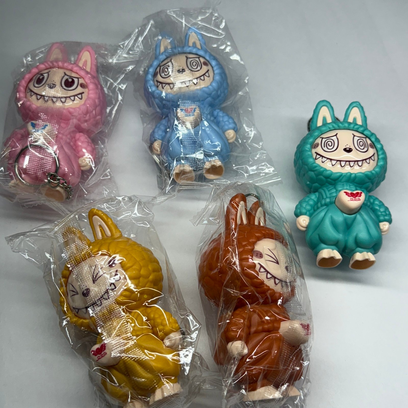 Labubu Face Changing key Chain Big (assorted)