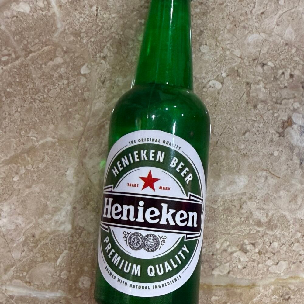 Liquor cake topper (not original) - Green